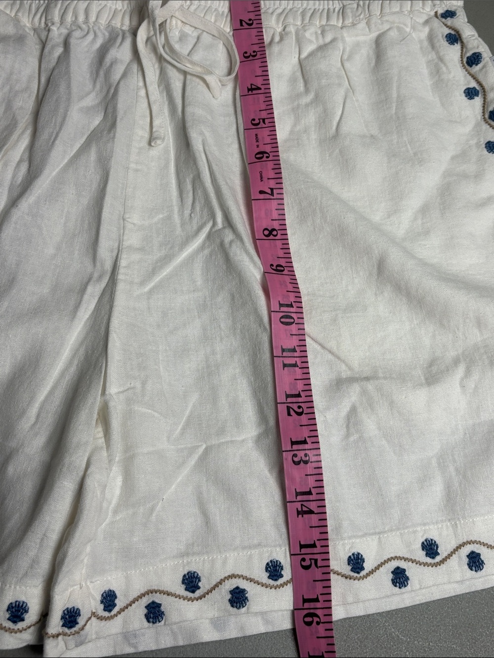 MAVRANS Beach House Linen Blend Shorts - Picture 11 of 11